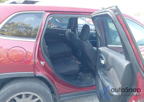 2015 Jeep Cherokee North из США, поврежденный, VIN 1C4PJLCS6FW689686